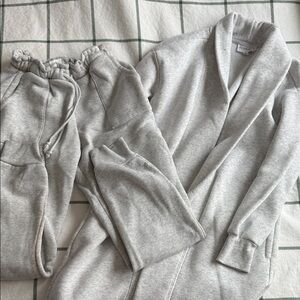 Olive & Oak Gray Robe and Pants Set